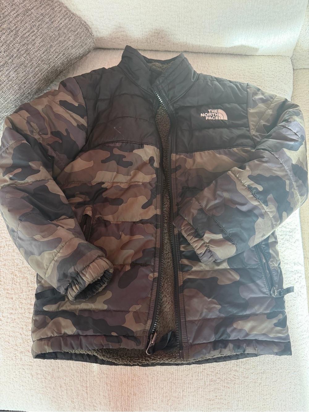 The North Face Kids Camo Puffer Jacket - Olive/Black/Brown